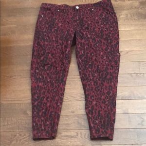 LANE BRYANT RED LEOPARD PRINT JEANS SZ 20
